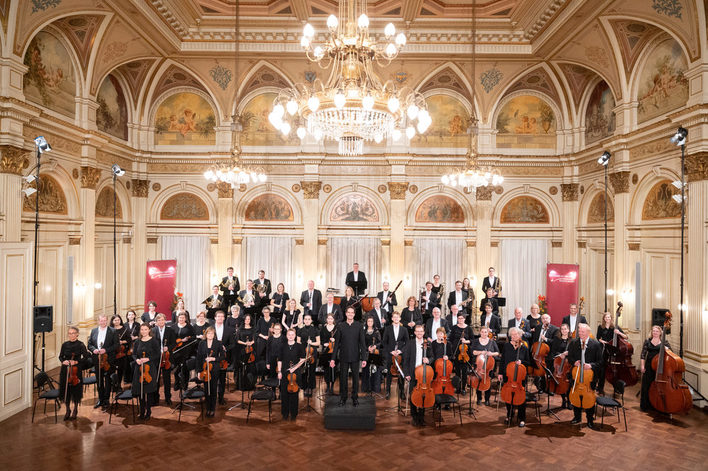 Orchester im festlichen Saal