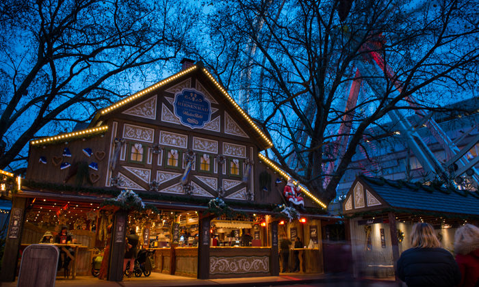 Wiesbadener WinterStubb und Riesenrad stehen wieder auf dem Mauritiusplatz