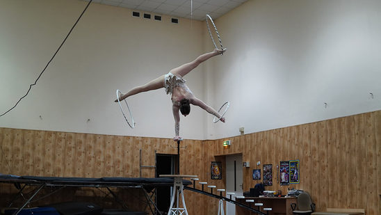 Vladyslava Naraieva, Ukraine - Equilibristik