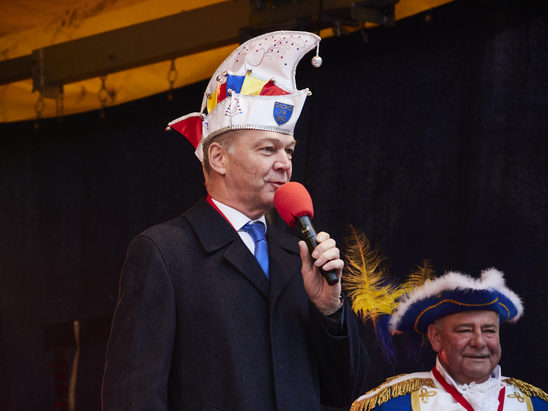 Proklamation der Fastnacht/Stadtverordnetenvorsteher Dr.Gerhard Obermayr