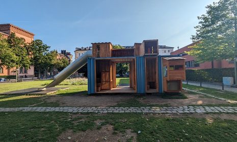 Spielcontainer vor der Marktkirche